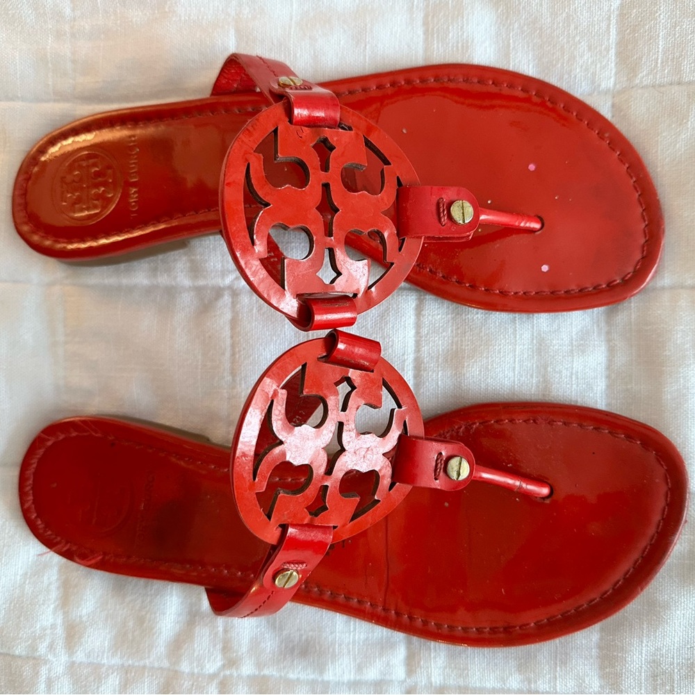 Tory Burch red patent leather sandals. Sz 8